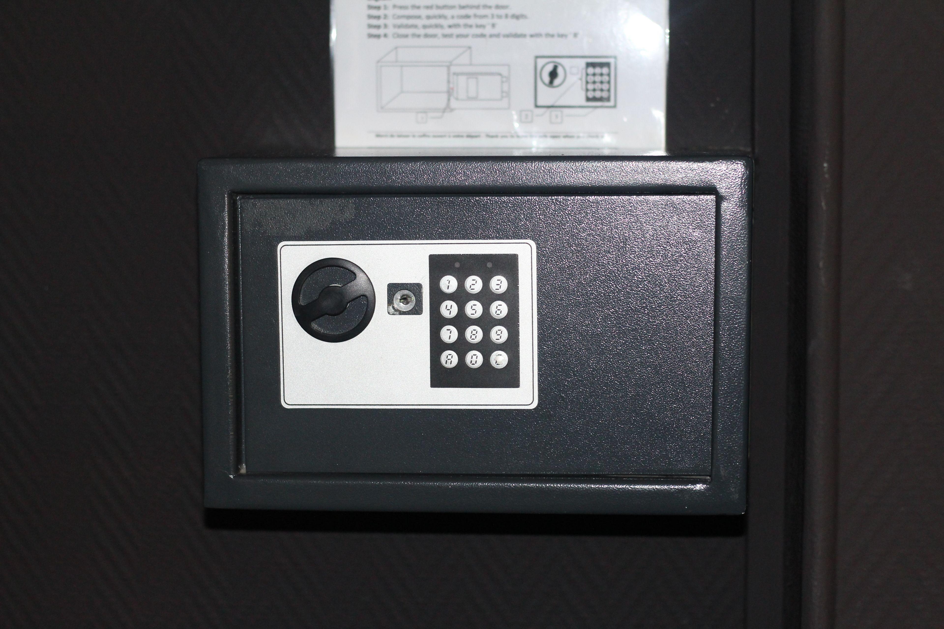 De L'exposition - République 3* Parigi