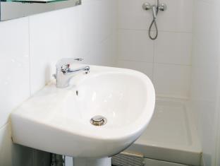 Hotel De L'exposition - République