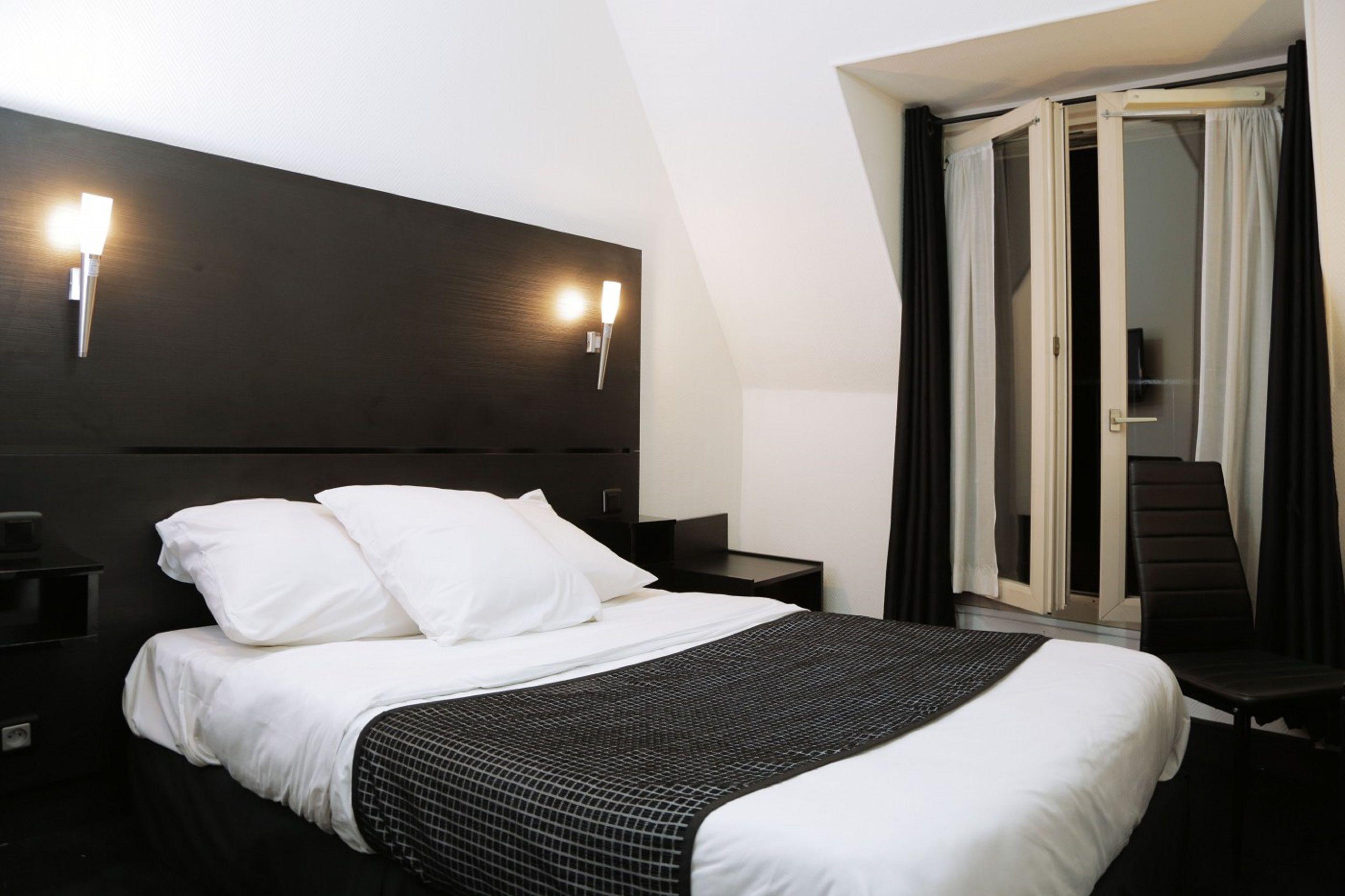 Korner Republique Hotel